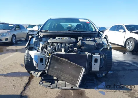 2016 Hyundai Elantra Se z USA, uszkodzony, nr VIN 5NPDH4AE8GH699449